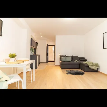 Apartment Klauzal Stret New